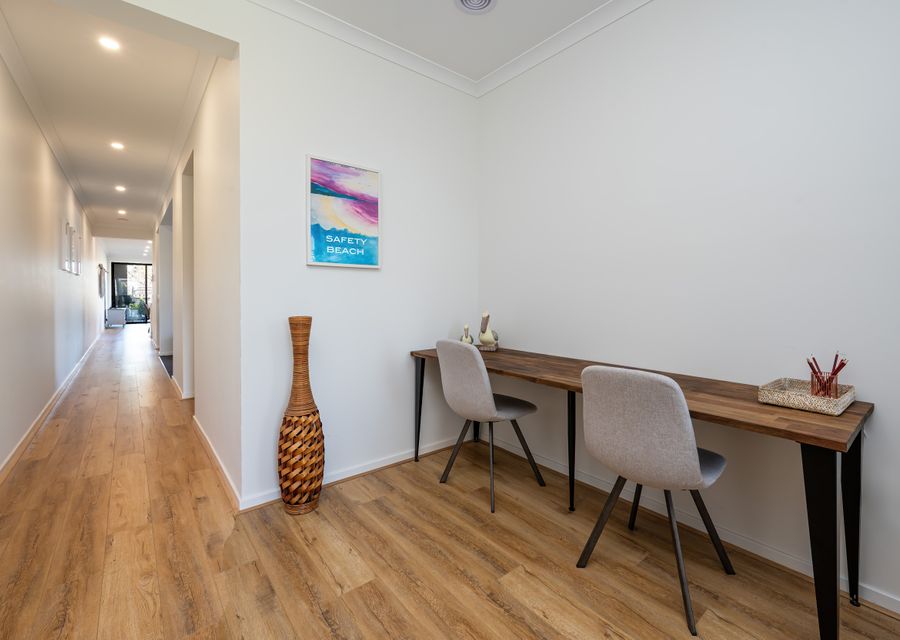 Entrance foyer and work space