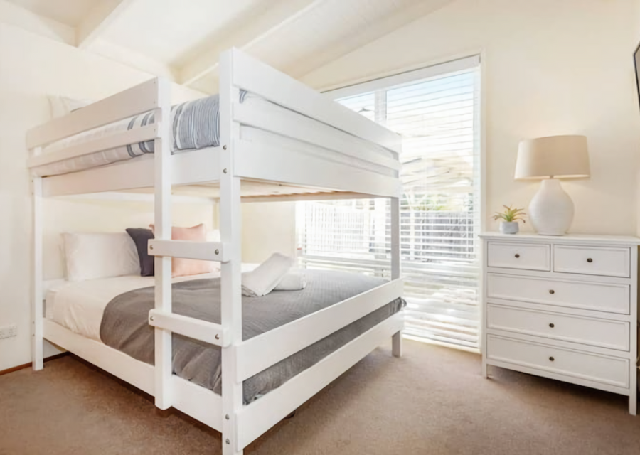 Third bedroom with queen bunk bed 