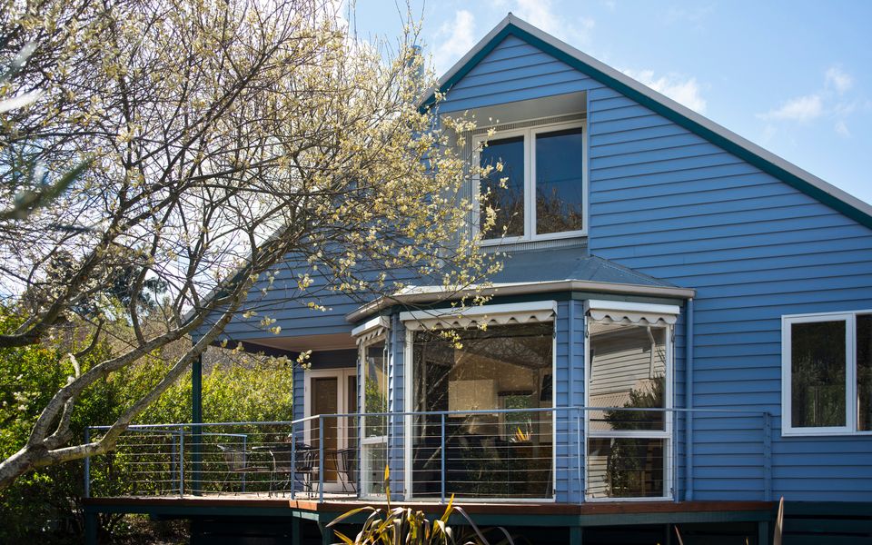 Boatshed Villa Yellow Door