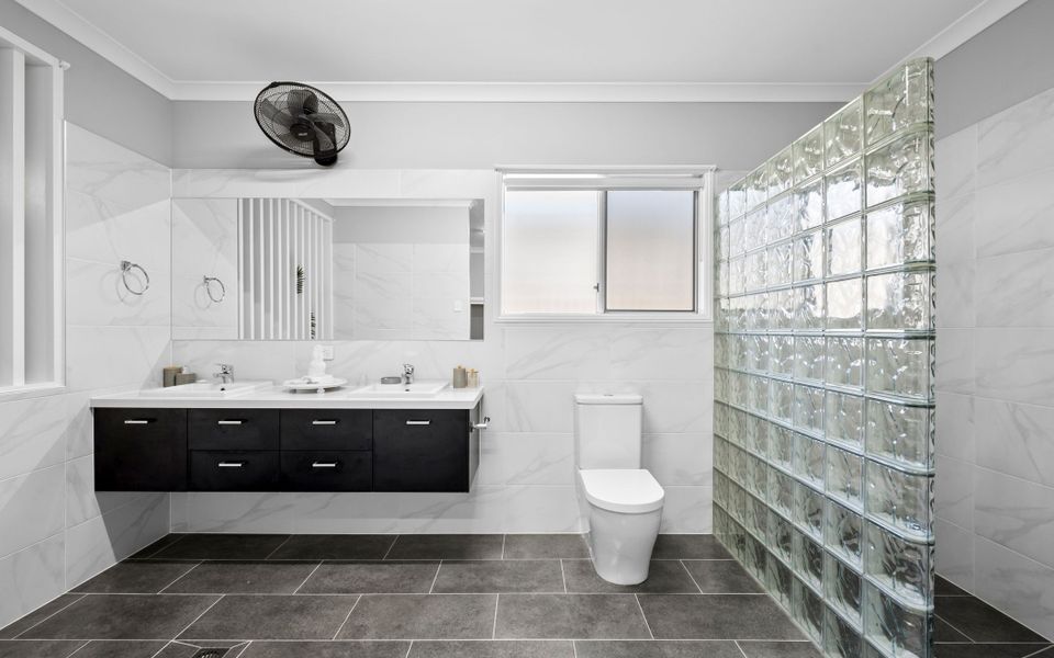 Sunset House at Pelican Waters