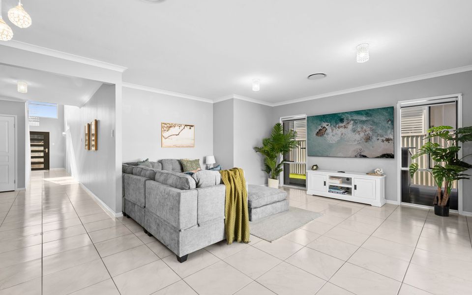 Sunset House at Pelican Waters