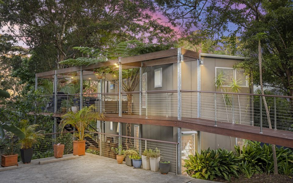 Luxury Beachside Treehouse
