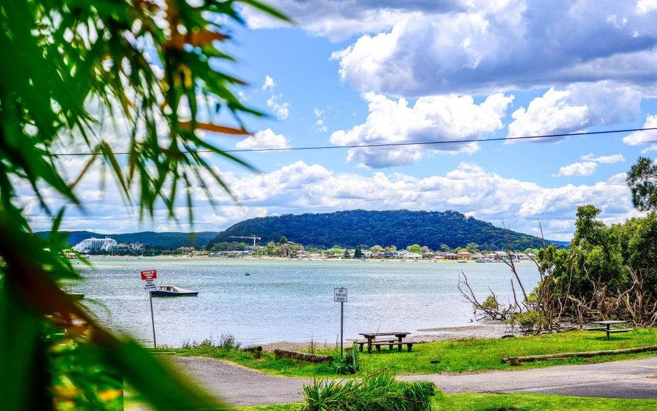 Araluen Waterfront Getaway