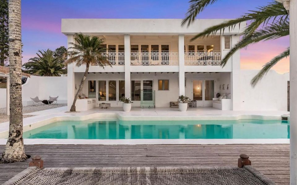 Bisque House