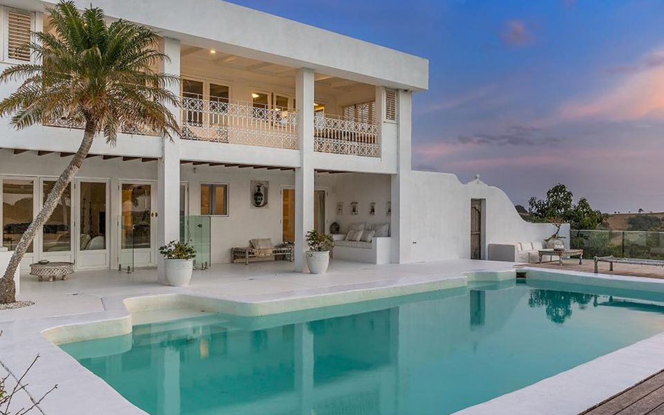 Bisque House
