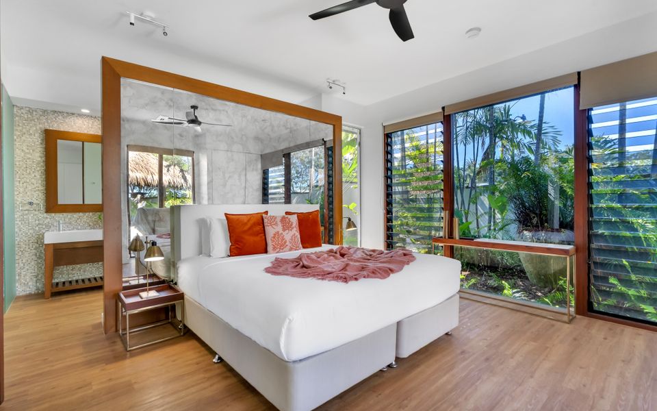 Pura Palm Cove – Two luxury Balinese villas