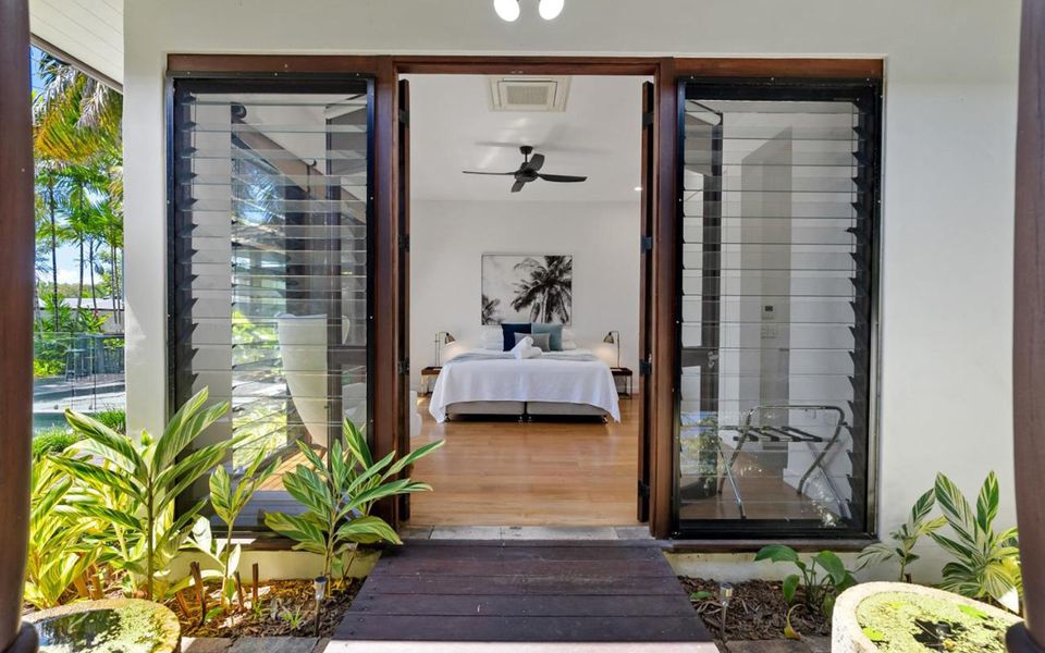 Pura Palm Cove – Two luxury Balinese villas