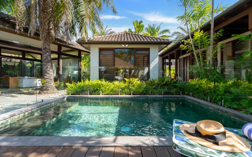 Pura Palm Cove – Two luxury Balinese villas