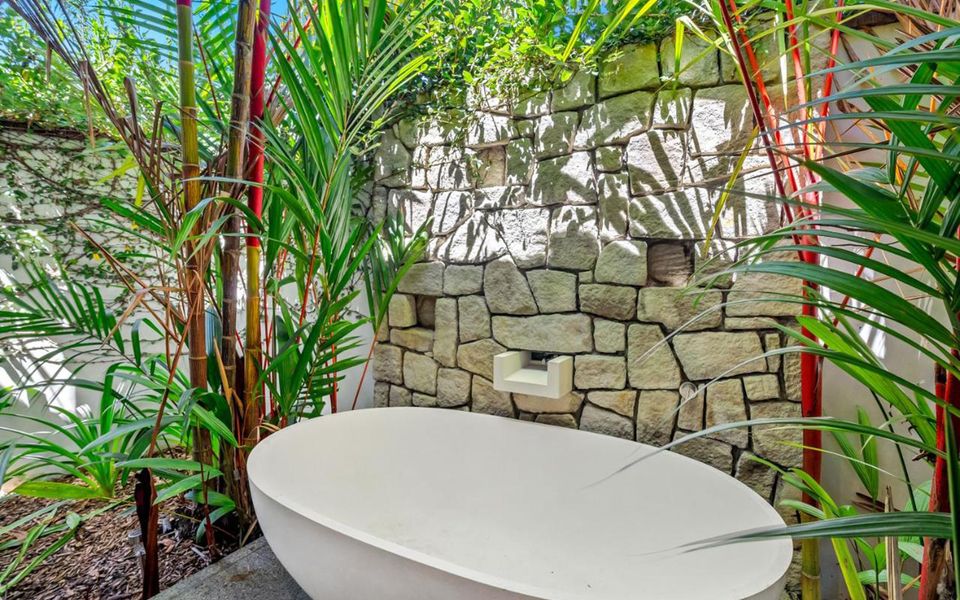 Pura Palm Cove – Two luxury Balinese villas