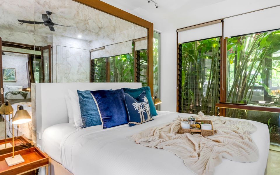 Pura Palm Cove – Two luxury Balinese villas