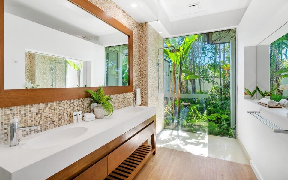 Pura Palm Cove – Two luxury Balinese villas