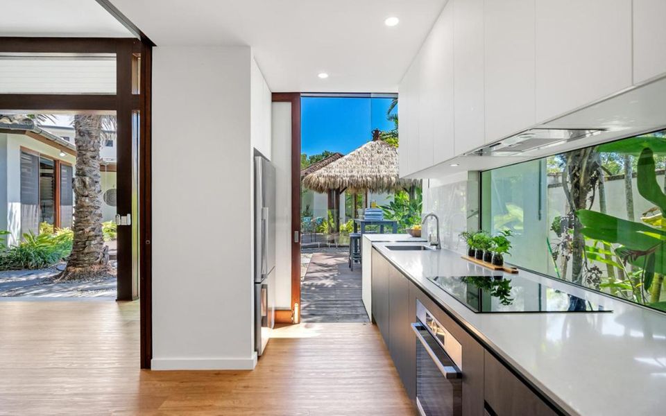Pura Palm Cove – Two luxury Balinese villas