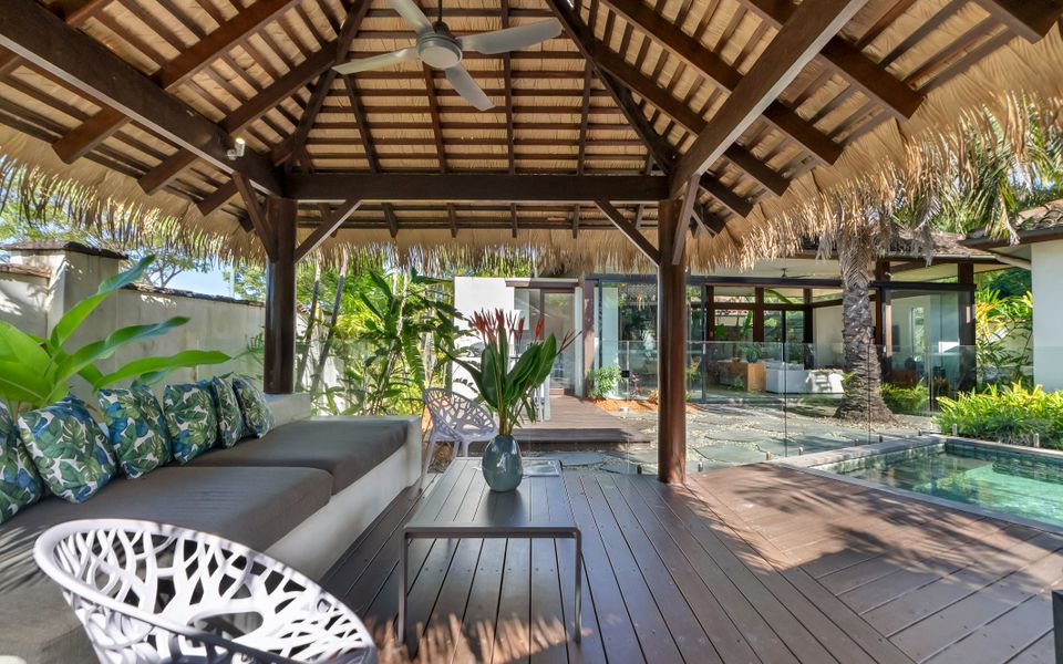 Pura Palm Cove – Two luxury Balinese villas