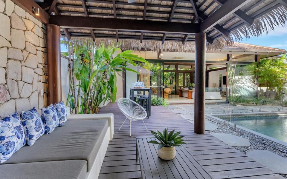 Pura Palm Cove – Two luxury Balinese villas
