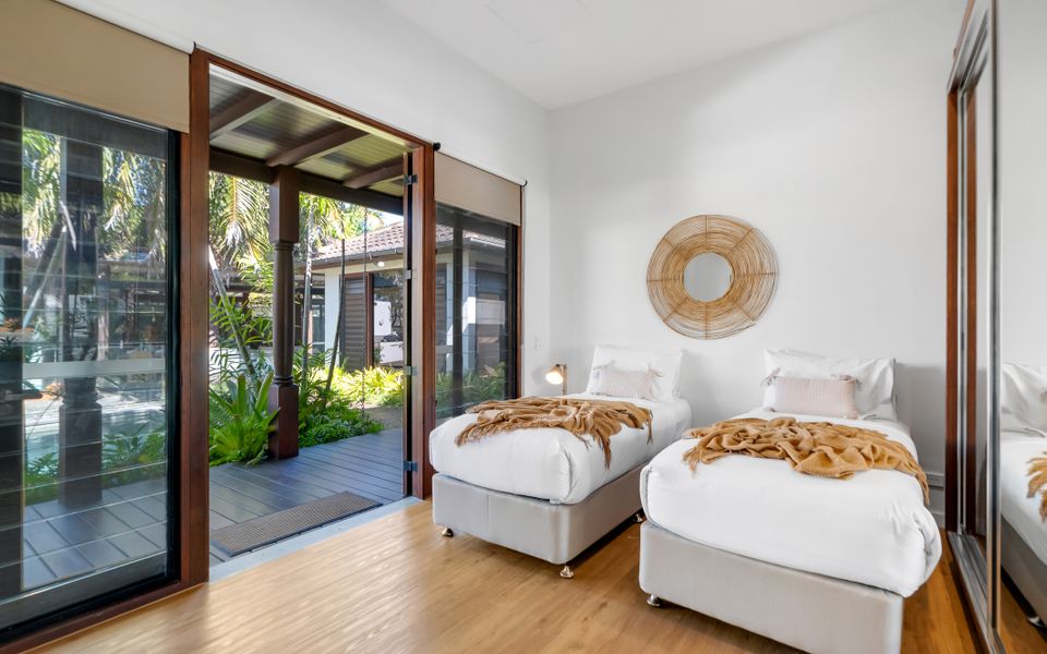 Pura Palm Cove – Two luxury Balinese villas