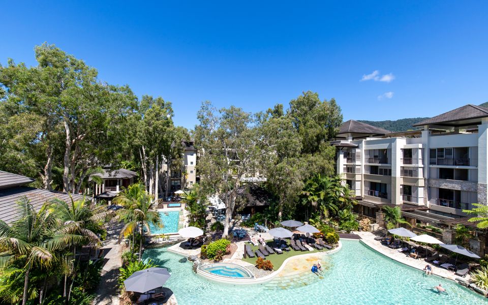 228-229 Luxury Beachfront Resort Pam Cove