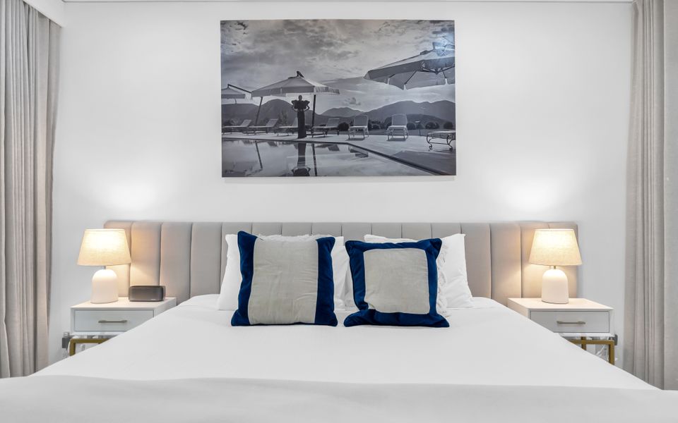 328 Stylish Studio in Beachfront Resort Palm Cove