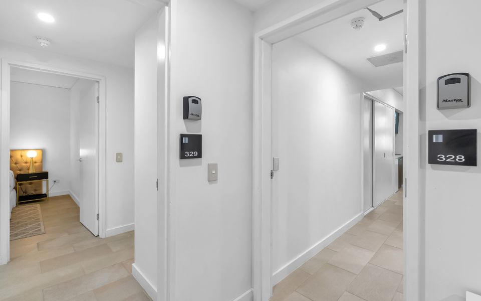 328-329 Luxury Beachfront Resort Palm Cove