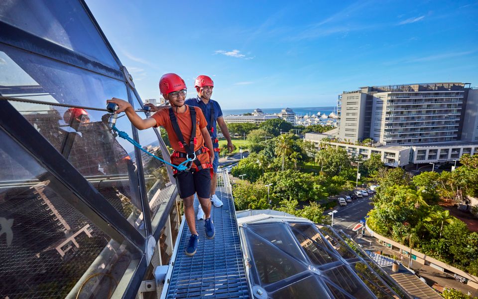 Harbour Lights Cairns Apartment 703 with Waterviews