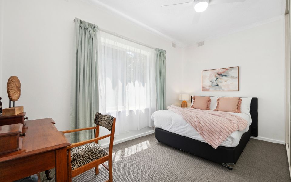Coastal Escape at Henley