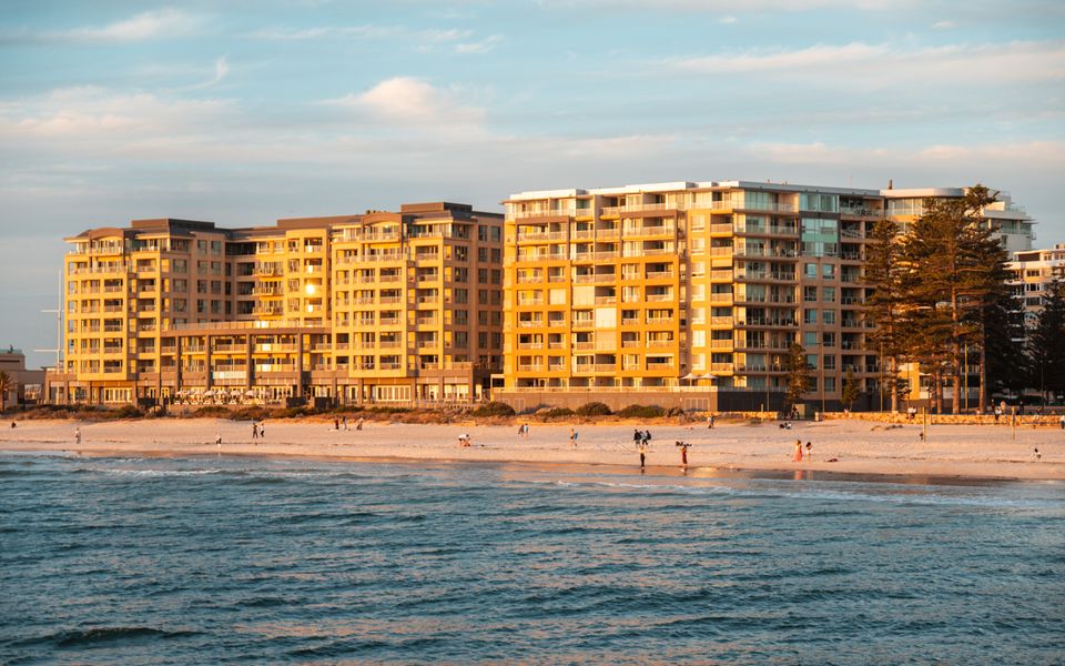 Beachside Apartment in Glenelg