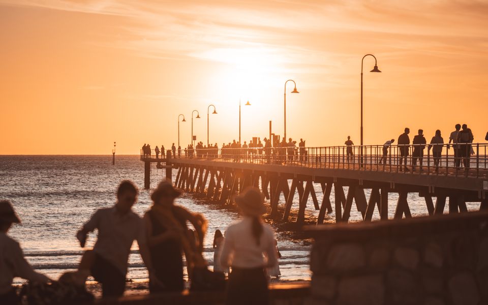 Beachside Apartment in Glenelg