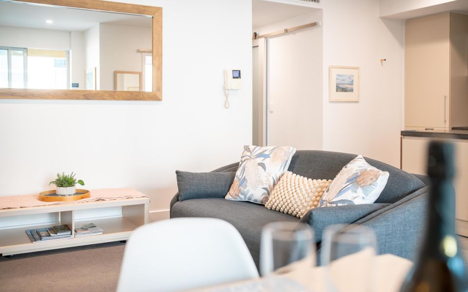 Beachside Apartment in Glenelg