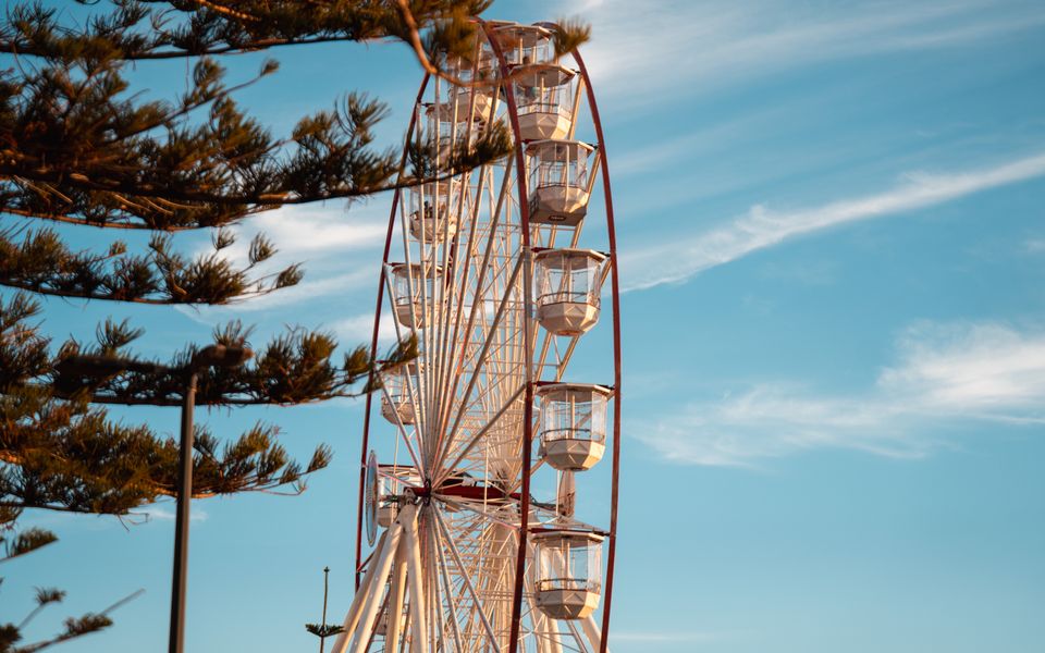 Summer’s Endless Coastal Escape