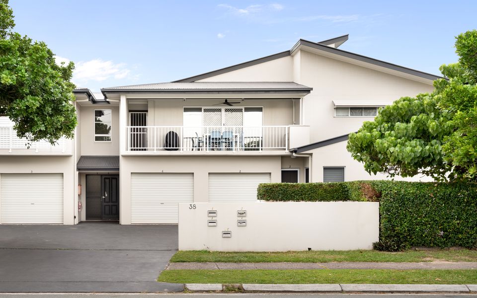 Unit 4 Tuscany Shores
