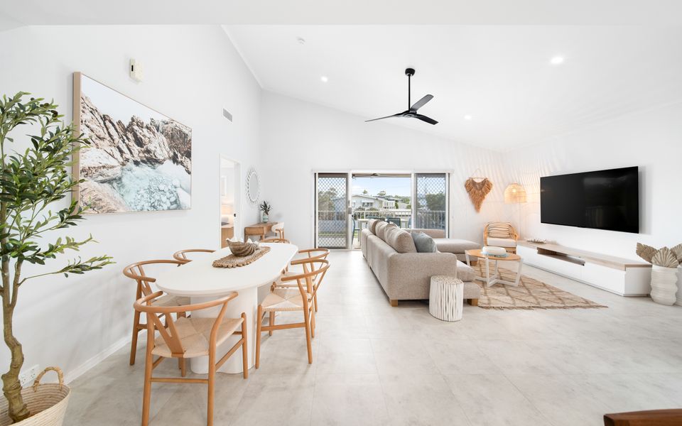 Unit 4 Tuscany Shores