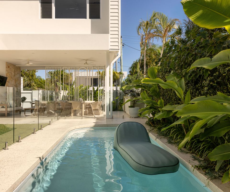 Sol Lento, Burleigh Heads IQLD