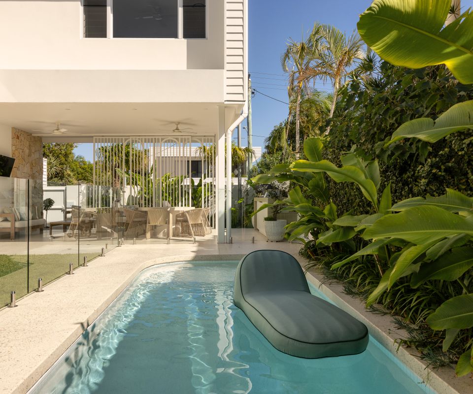 Sol Lento, Burleigh Heads IQLD