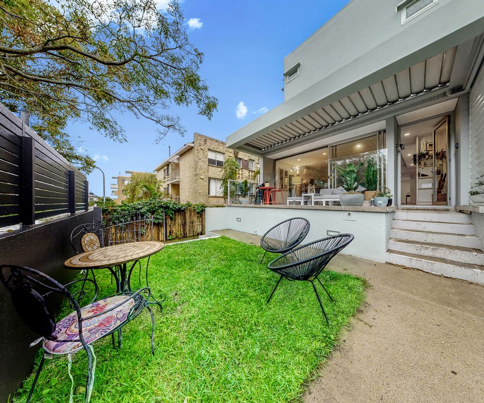 Salty Oasis, Bondi Beach ISYD