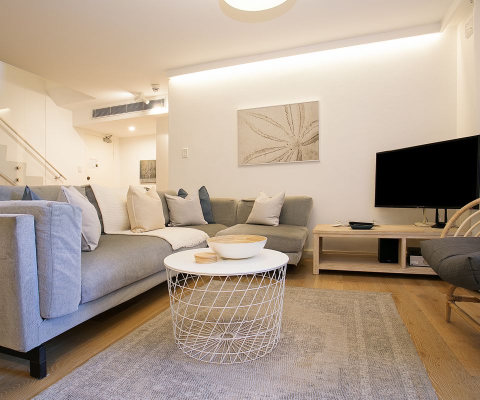 Tewkesbury Courtyard, Darlinghurst I90