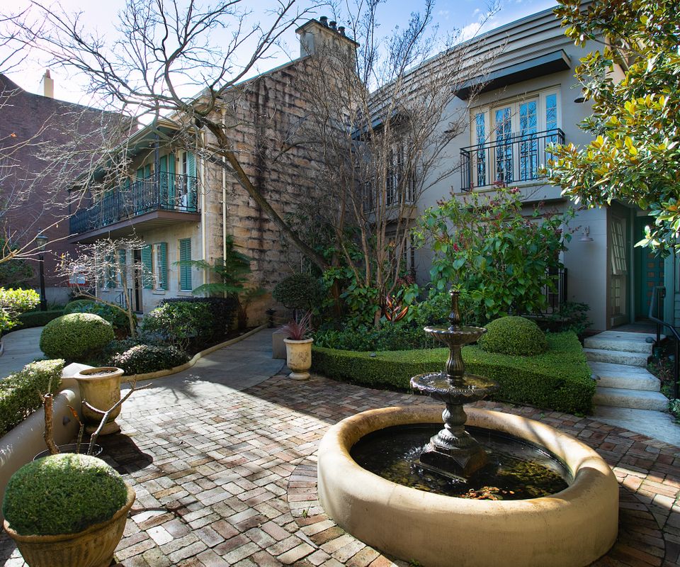 Darling Manor IBO